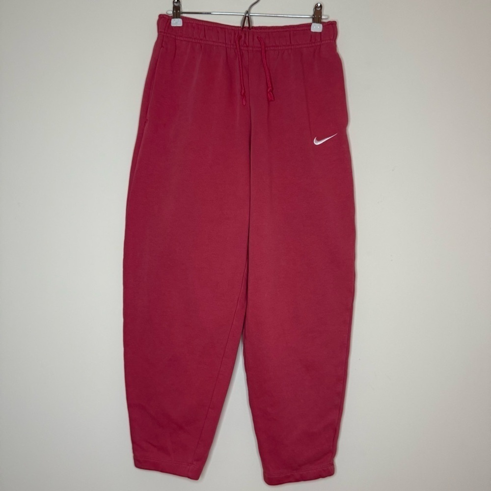 NIKE Atheleisure Pink Balloon Style Relaxed Warm Up Running Sweatpants